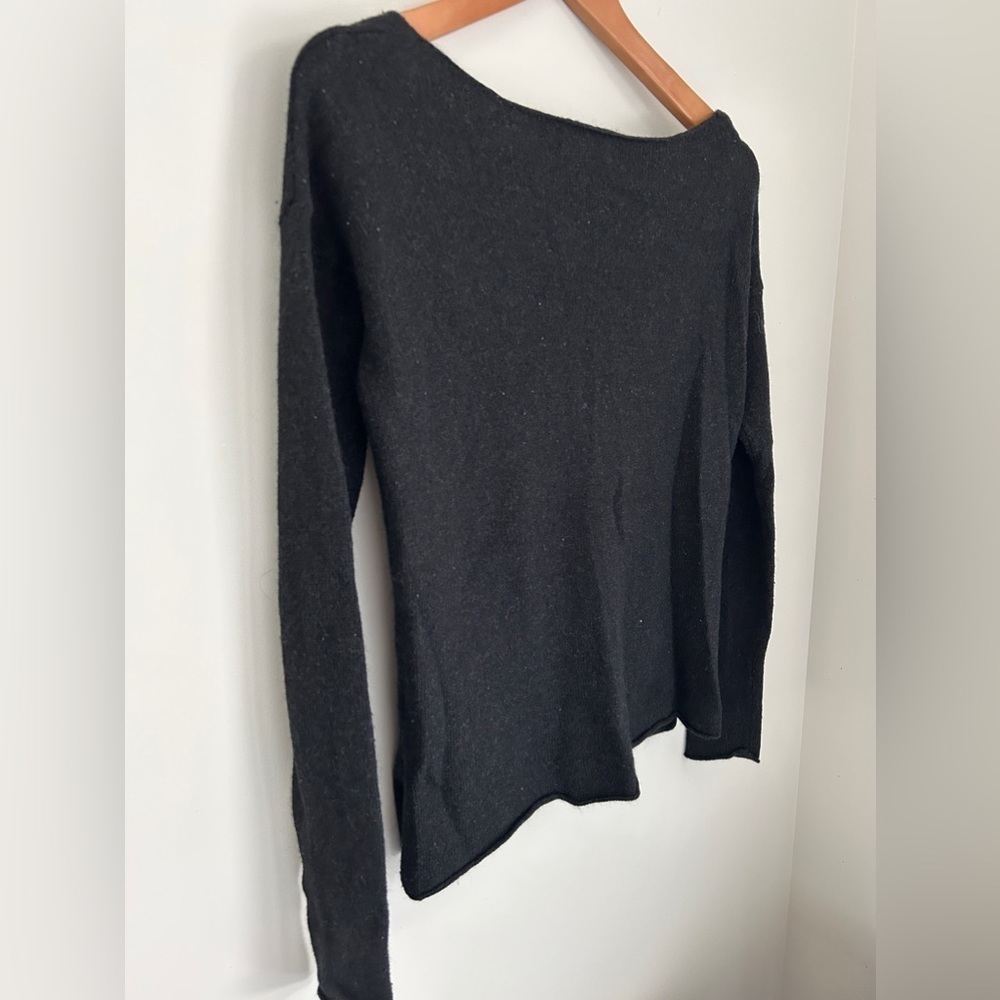 ARITZIA TALULA Cashmere V neck Long Sleeve size XXS - fits like XS - Picture 3 of 4